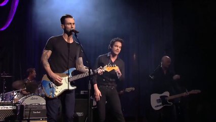 My favorite artist with one of my favorite songs...pure heaven☺️ His guitar playing is insane