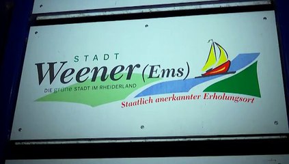 Beelden: Schip ramt spoorbrug bij Weener - RTV Noord