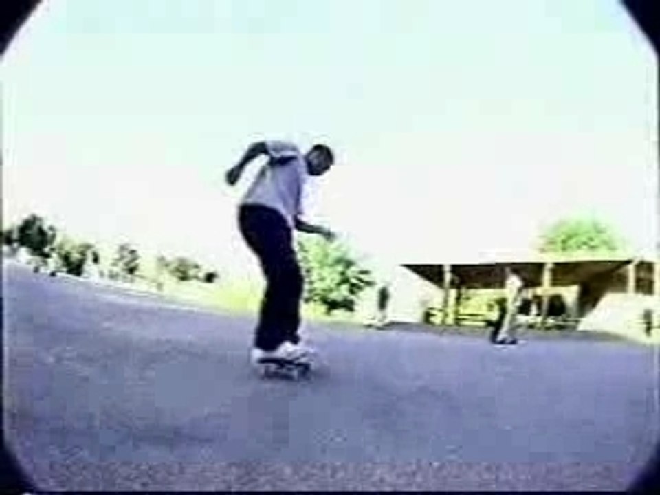 Montage skate daewon song-rodney mullen