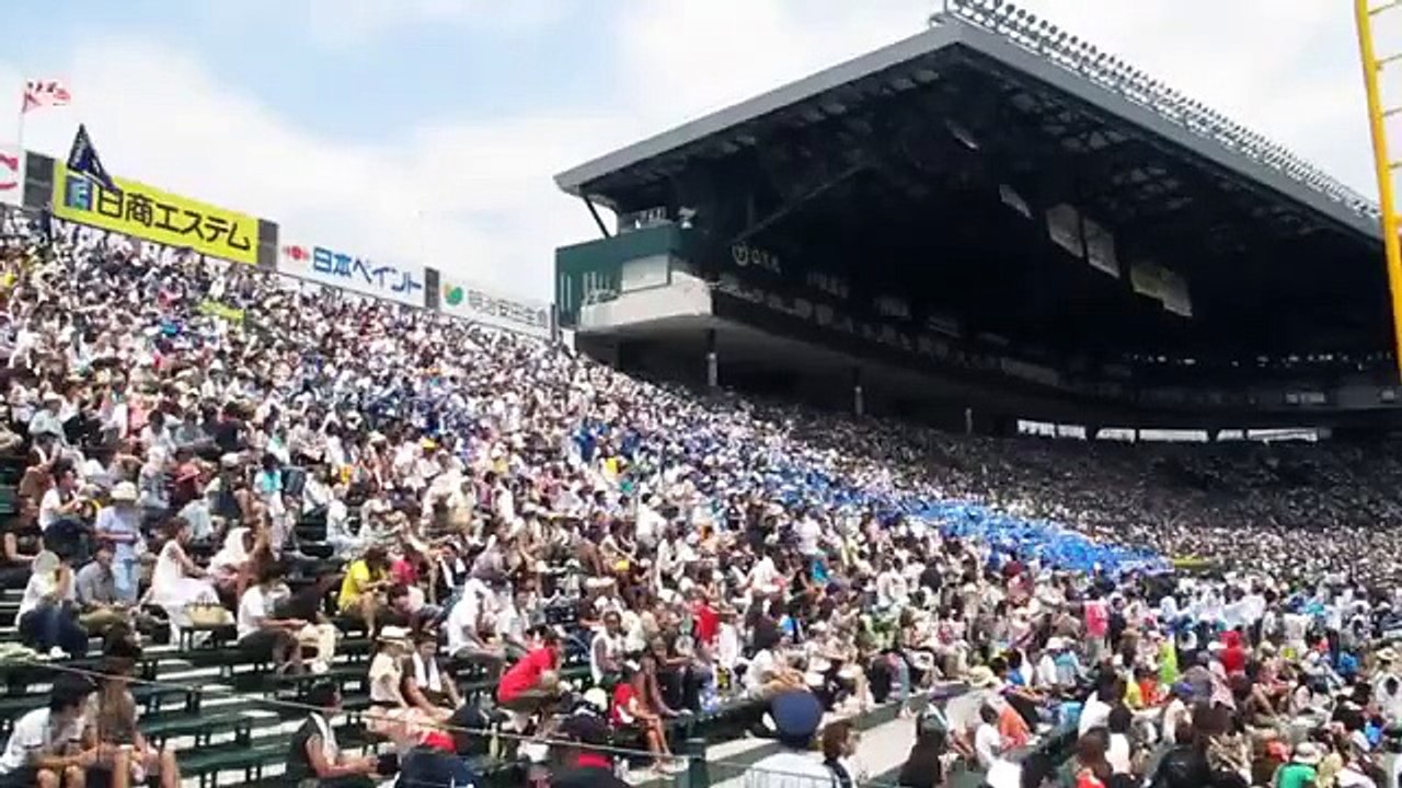 2011年甲子園高校野球如水館応援席