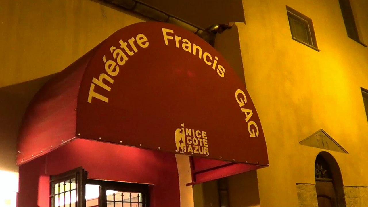 (2015-11-25 - PARTIE 1) SOIREE D'OUVERTURE - L'ARRIVEE AU THEATRE FRANCIS GAG