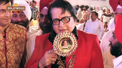 Veteran Actor Manoj Kumar Admitted To Hospital | Bollywood Asia