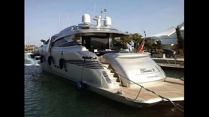 Pershing Yachts