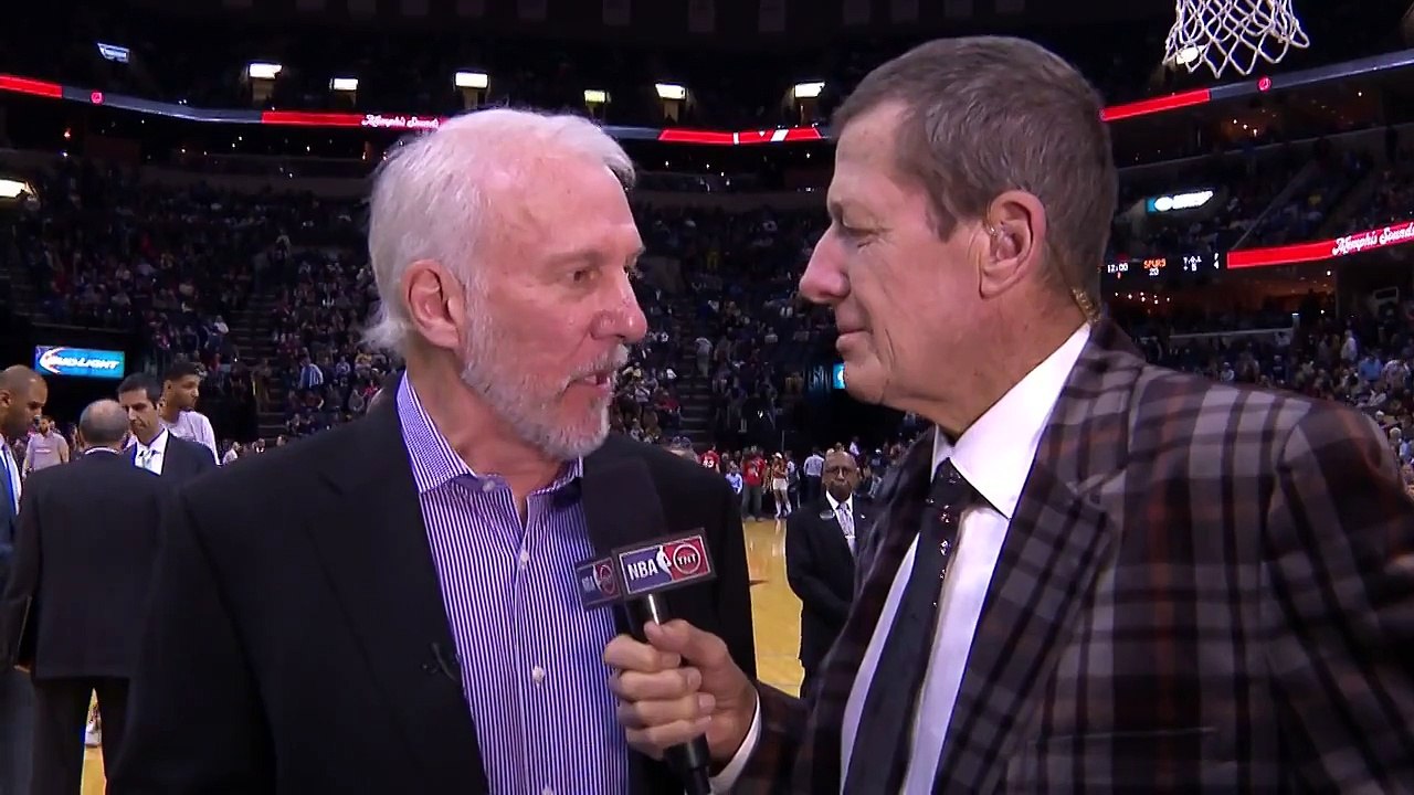 Greg Popovich Welcomes Craig Sager Back to the Sidelines