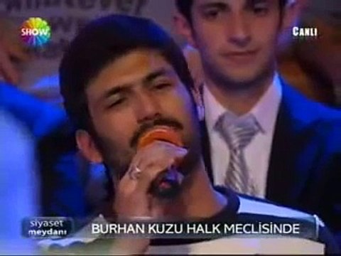 Siyaset Meydanı ve susturulmaya çalışan AKPli genç