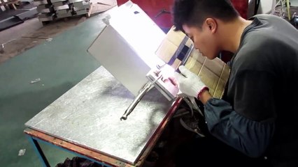 Herrajes para Muebles de Cocina - China: Fregaderos de Cocina / Production 8