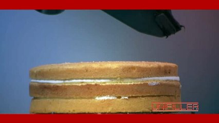 Une machine à décorer les gâteaux