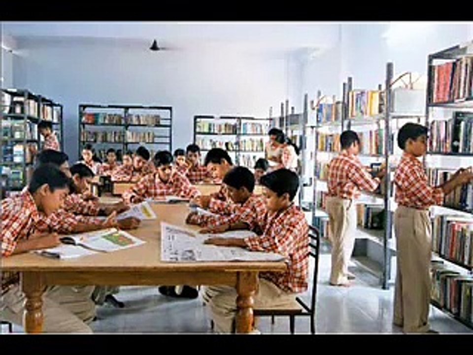 Maulana Tariq Jameel about childhood and Schooling Latest