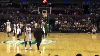 Expulsión para Rajon Rondo