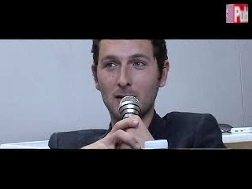PUBLIC Aaron en interview exclusive !