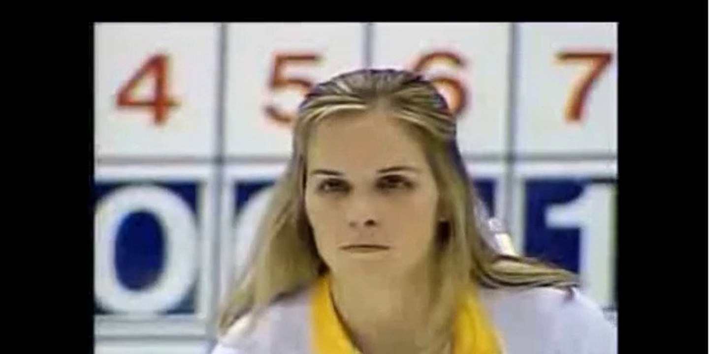 Jennifer Jones Best Curling Shot!
