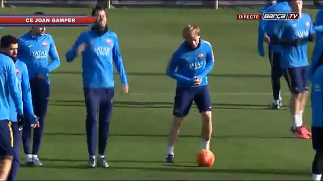 Entrenamiento del FC Barcelona previo al partido con el Valencia CF