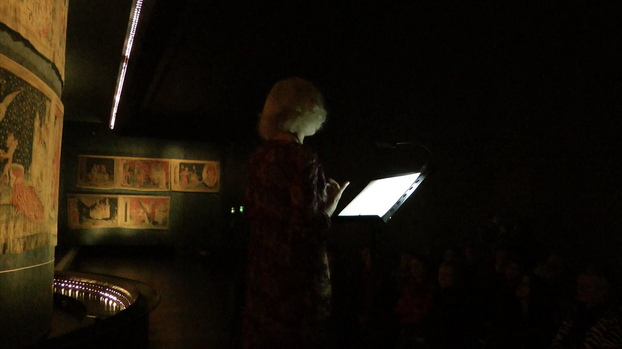 Lecture de Carole Zalberg au château