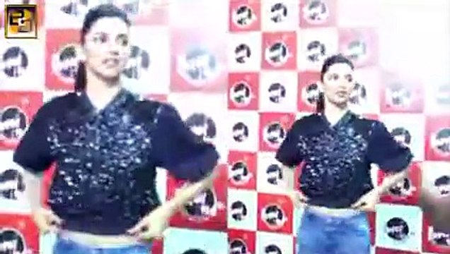 Bollywood stars ADJUSTING their dresses in PUBLIC - Alia Bhatt, Deepika Padukone, Sonam