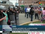 Perú: trabajadores de la educación exigen mejoras salariales