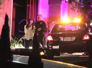 Exclu Vidéo : Selena Gomez menottée et arrêtée par la police à Hollywood !
