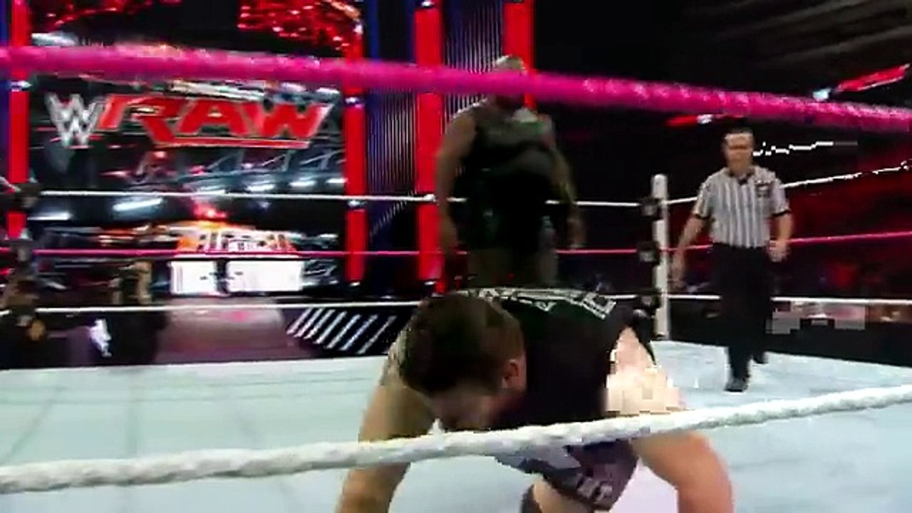 Mark Henry vs. Kevin Owens- Raw, Video Dilymotion