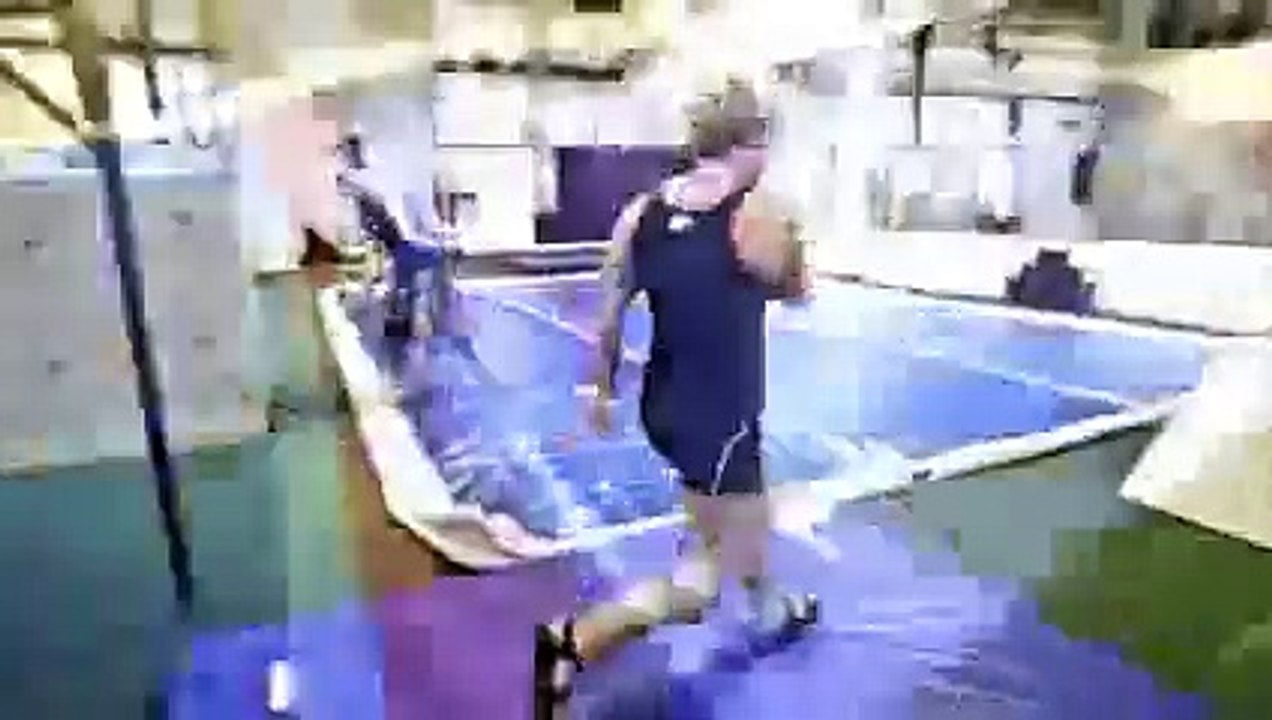 Epic Gym Parkour Stunts 2015