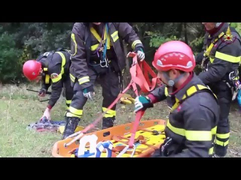 Firenze - Vigili del Fuoco, esercitazione Speleo Alpino Fluviale (04.12.15)