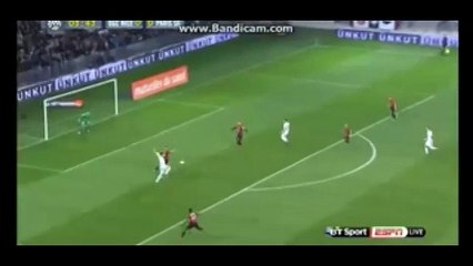 Zlatan Ibrahimovic SUPER CHANCE NICE vs PSG 4-12-2015