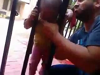 یہ بچہ بھی کمال ہے ویڈیو دیکھیں