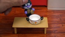 アンパンマンおもちゃ　バイキンマンの料理　Aiueomocha Anpanman Toys Animation