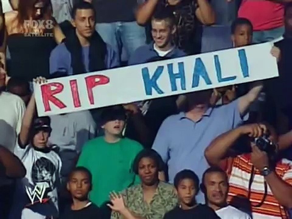 Undertaker vs The Great Khali Smackdown 08/18/2006
