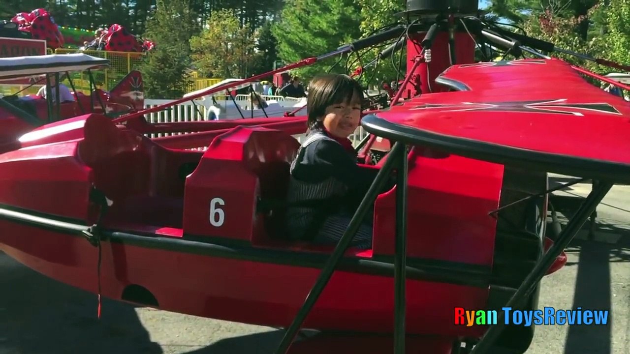 AMUSEMENT PARK FOR KIDS Family Fun outdoor Theme Park Edaville USA Ryan ToysReview