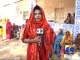 Women cast votes at Malir polling station in Karachi - 3 December 2015