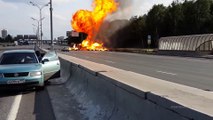 Explosion d'un camion contenant des bouteilles de gaz