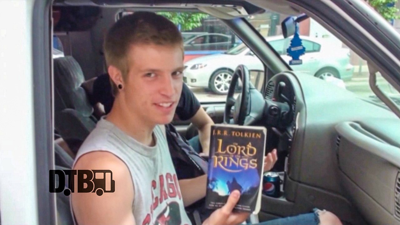 Milosny - BUS INVADERS (The Lost Episodes) Ep. 109