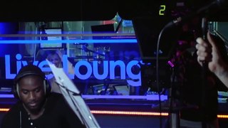 Jessie J - I Knew You Were Trouble (Taylor Swift) in the Live Lounge