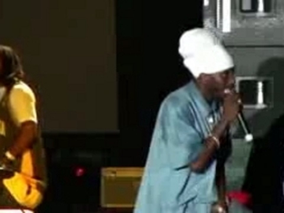 Sizzla - just one of those days - live