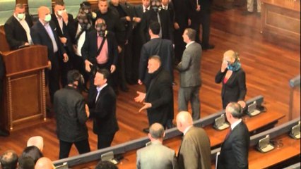 Protestat në Kosovë dhe marrëveshjet e firmosura me Serbinë e Malin e Zi- Ora News