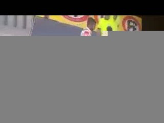 Yan hakem şaşırtan hareket