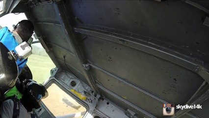 Crash d'un avion Cesna juste après son décollage. Impressionnant