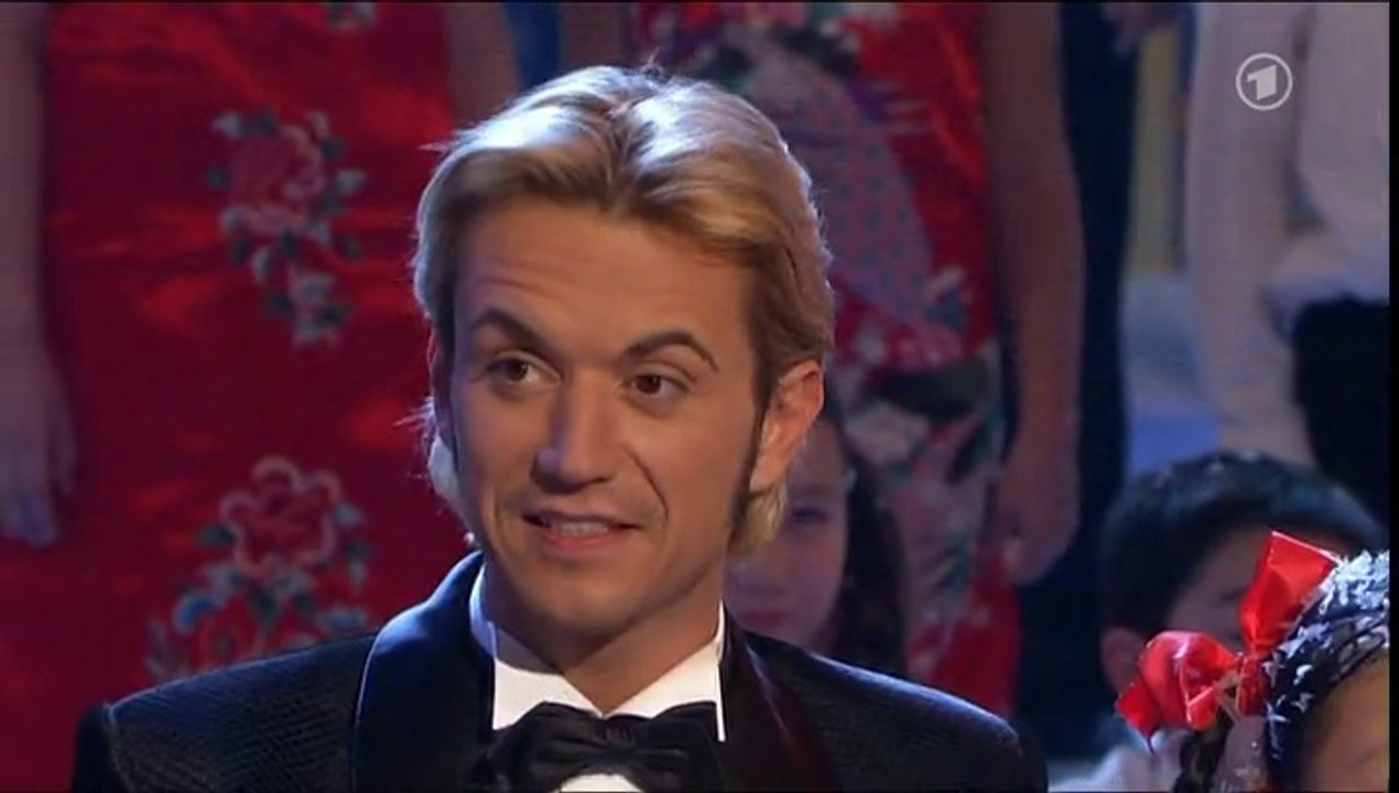 Florian Silbereisen & Chinesischer Kinderchor - Heidschi Bumbeidschi 2009