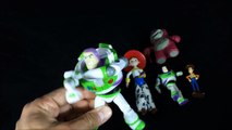 jouets Toy Story toys Pixar Walt Disney toys Woody Buzz Lightyear Oyuncak Hikayesi
