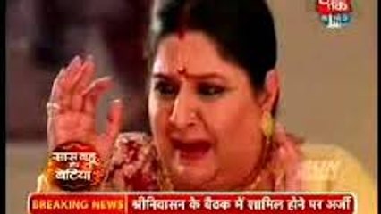 Gora ko DArane ke liye Meera bani Bhoot 5th DEcember 2015 Saath Nibhana Saathiya