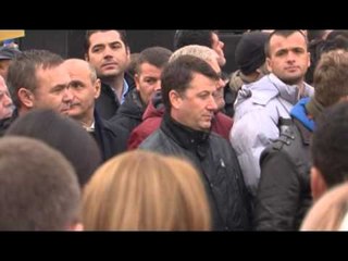 Lajme - Protesta e Opozitës në Gjakovë