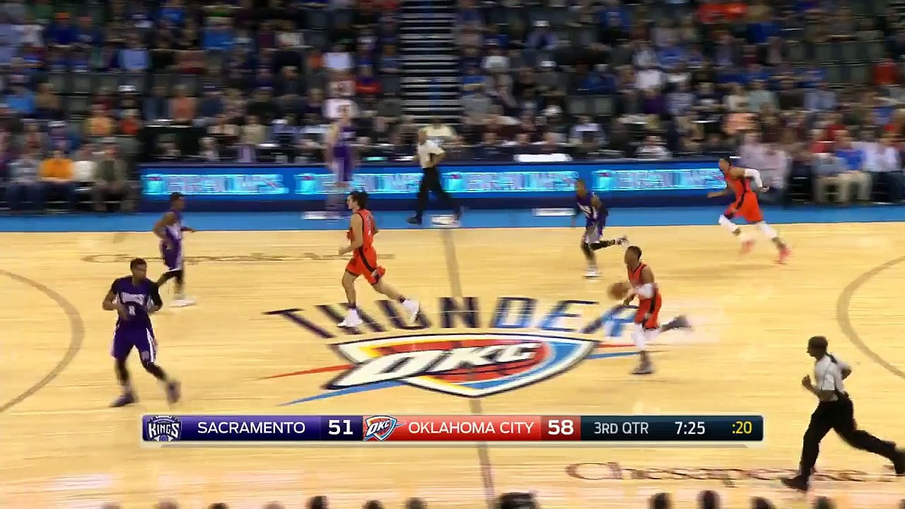 Andre Roberson Dunk FAIL vs Kings