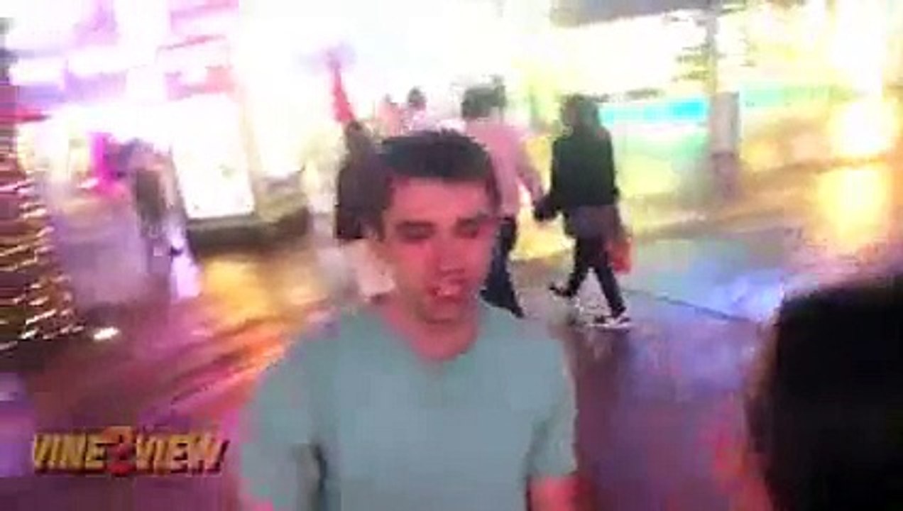 HOW TO KISS 100 GIRLS (Social Experiment) STRANGERS! 2015 - Vine2View