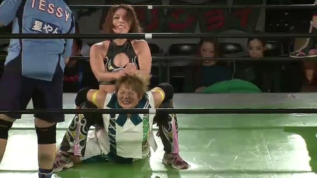 {JWP & DIANA} Arisa Nakajima & Mima Shimoda Vs. KAZUKI & Megumi Yabushita (11/20/15)