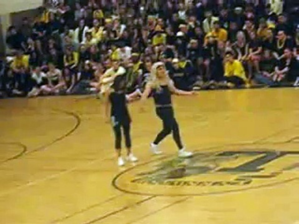 beyonce and shakira dance haha