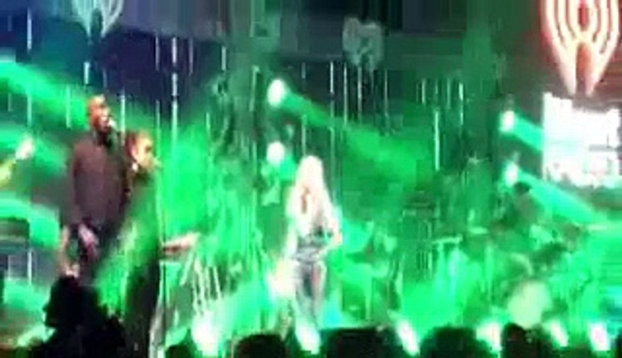 Ellie Goulding - On My Mind | Live at KIIS FM Jingle Ball 2015