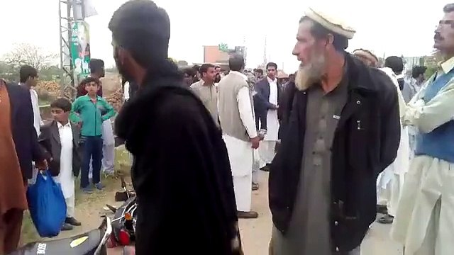 مانکیالہ کے قریب ووٹ ڈال کر واپس جانے والا شخص سامنے سےآنے والی کار سے ٹکرا کر جان کی بازی ہار گیا