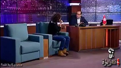 كافون ياكل على راسو بالـ thug life من عند نوفل  ردو تكركيرة في الستوديو هههه
