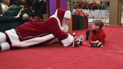 Santa's Visit With Boy Who Has Autism Will Get You in the Holiday Spirit