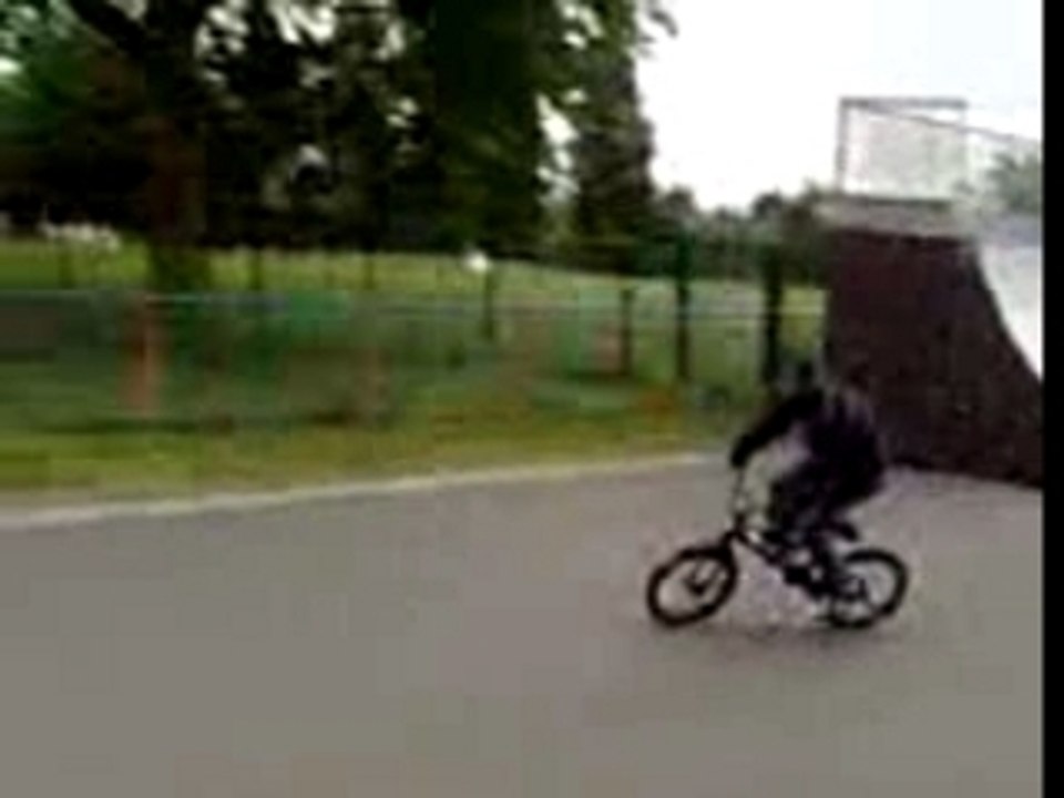 bmx rider romain