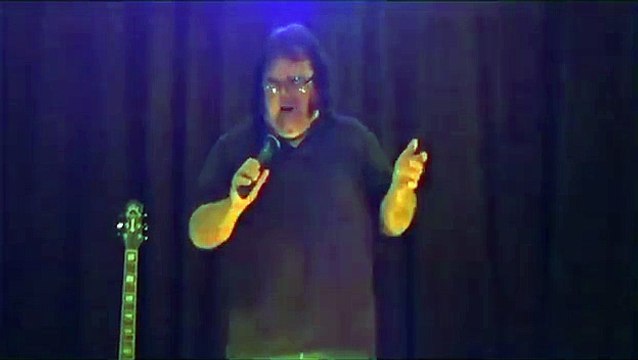 Bryan Clark sings 'I'm So Lonesome I Could Cry' at Elvis Day